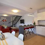 Apartment In - Istrien 10446
