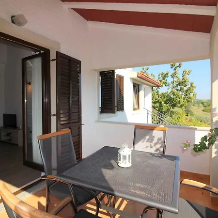 In Porec/istrien 10446 Apartment