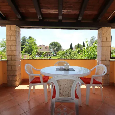 In Porec/istrien 10446 Apartment Porec